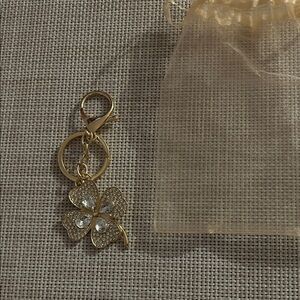 Elegant Gold Clover Keychain Charm